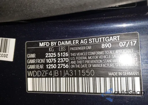 2018 Mercedes-Benz E 300 z USA, uszkodzony, nr VIN WDDZF4JB1JA311550